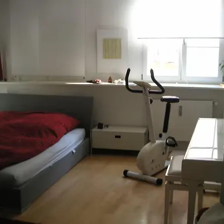 Zum Oberen Schulhof *