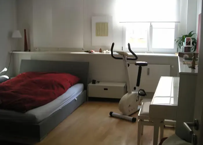 Zum Oberen Schulhof *